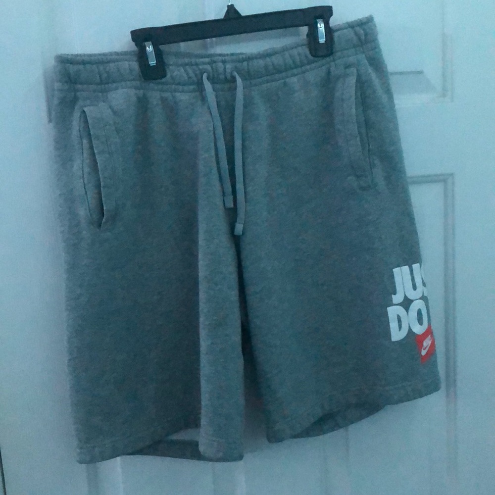 Light Grey Large Nike Basketball shorts